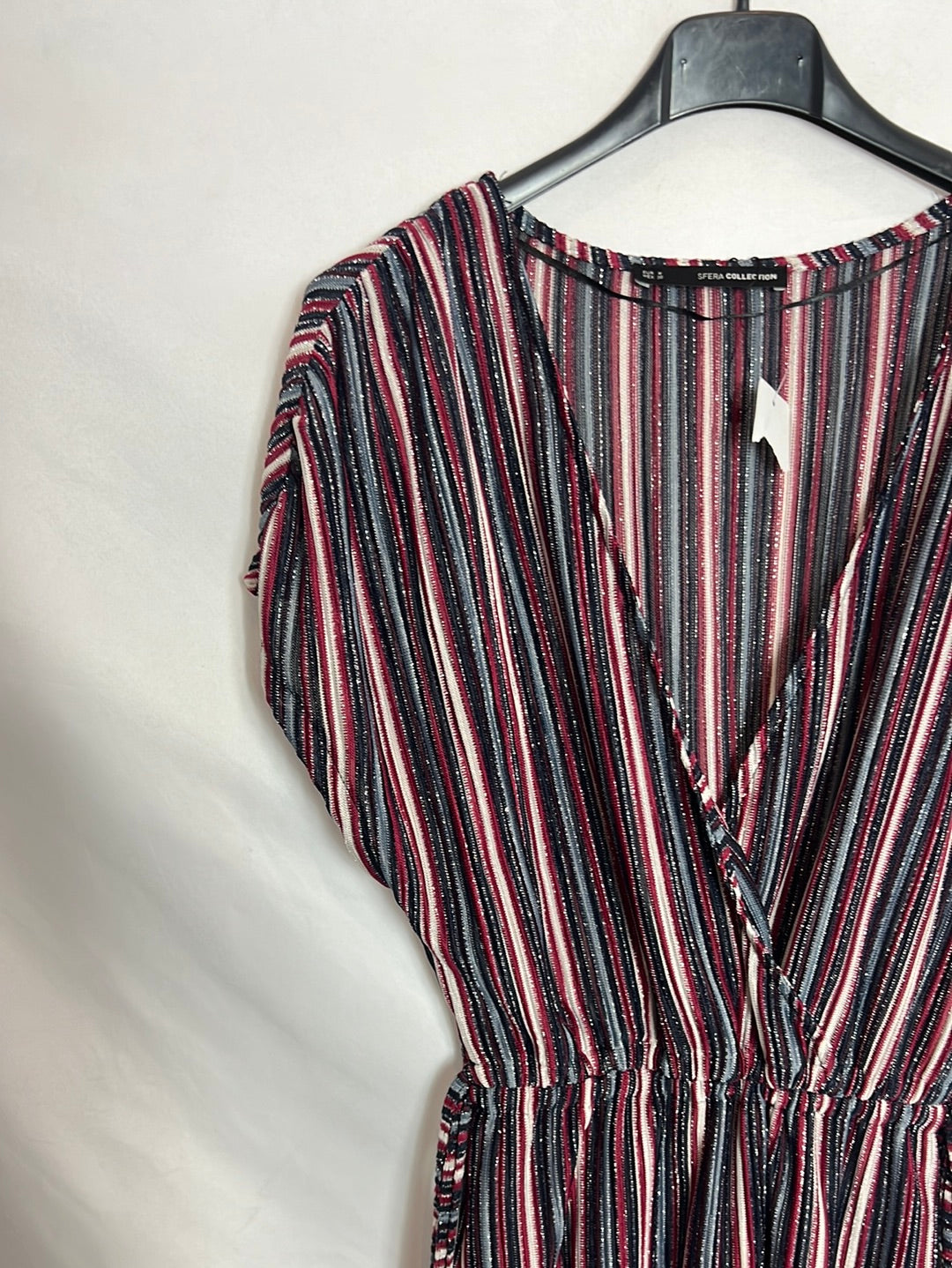 SFERA. Vestido midi rayas textura. T M