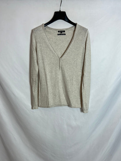MASSIMO DUTTI. Thin beige TS sweater