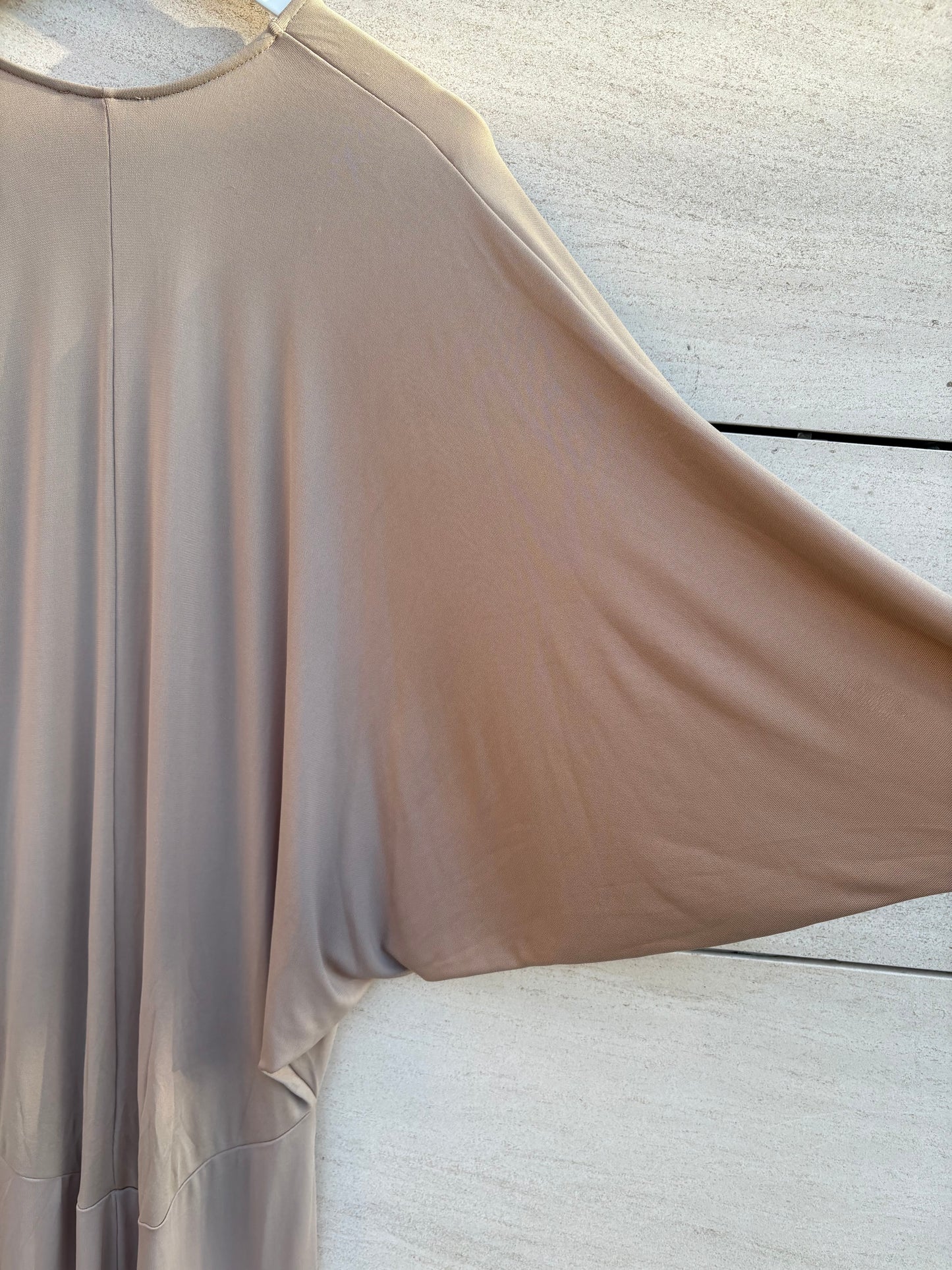 ZARA. Vestido largo punto elástico beige