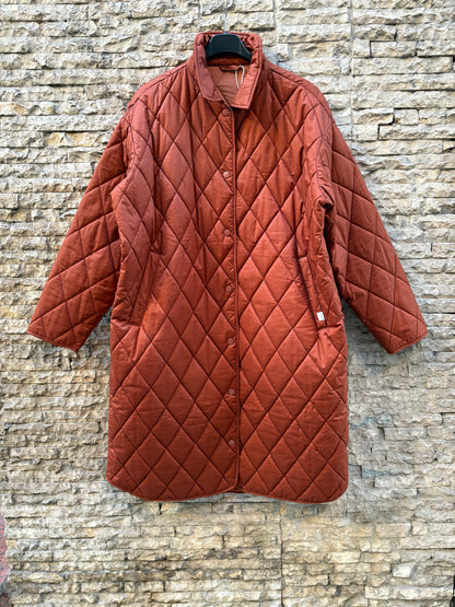 AMEÉ. Sleeveless fringed sweater S.(s)