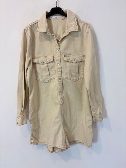 MANGO. Mono denim corto beige