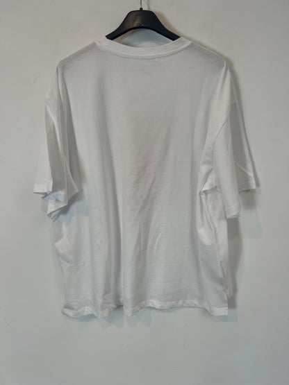 PRIMARK. Camiseta blanca dibujo. T M
