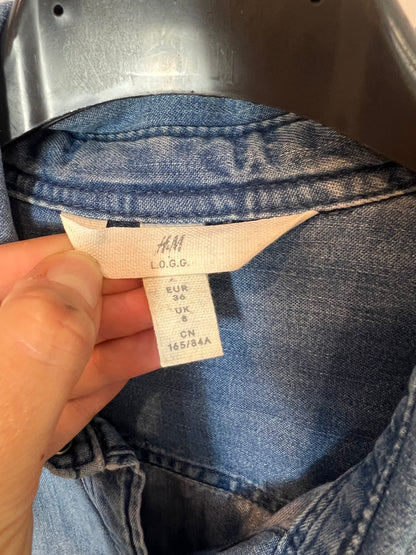 H&M. Camisa denim fluida T.36