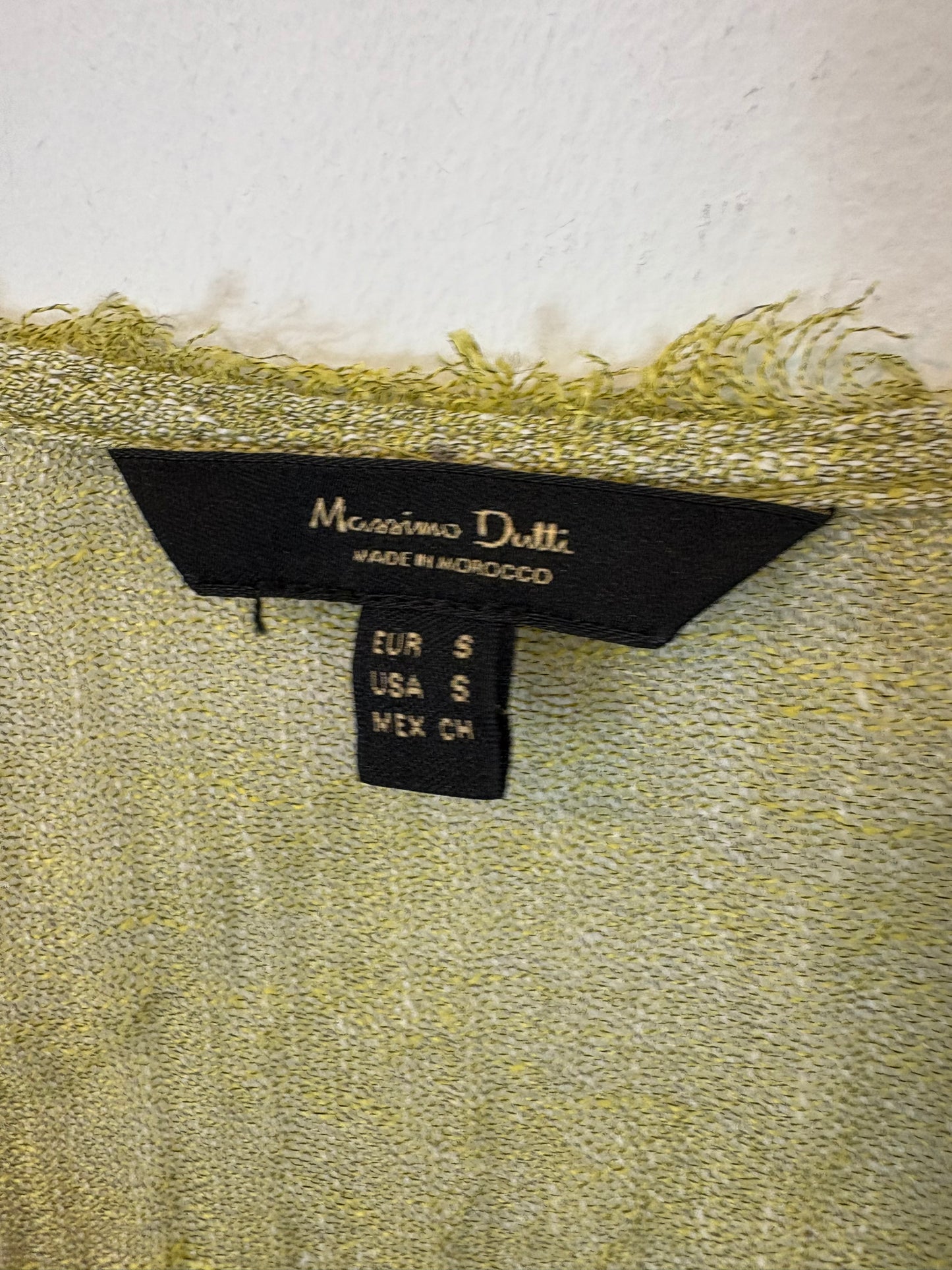 MASSIMO DUTTI. Blusa verde textura. T S