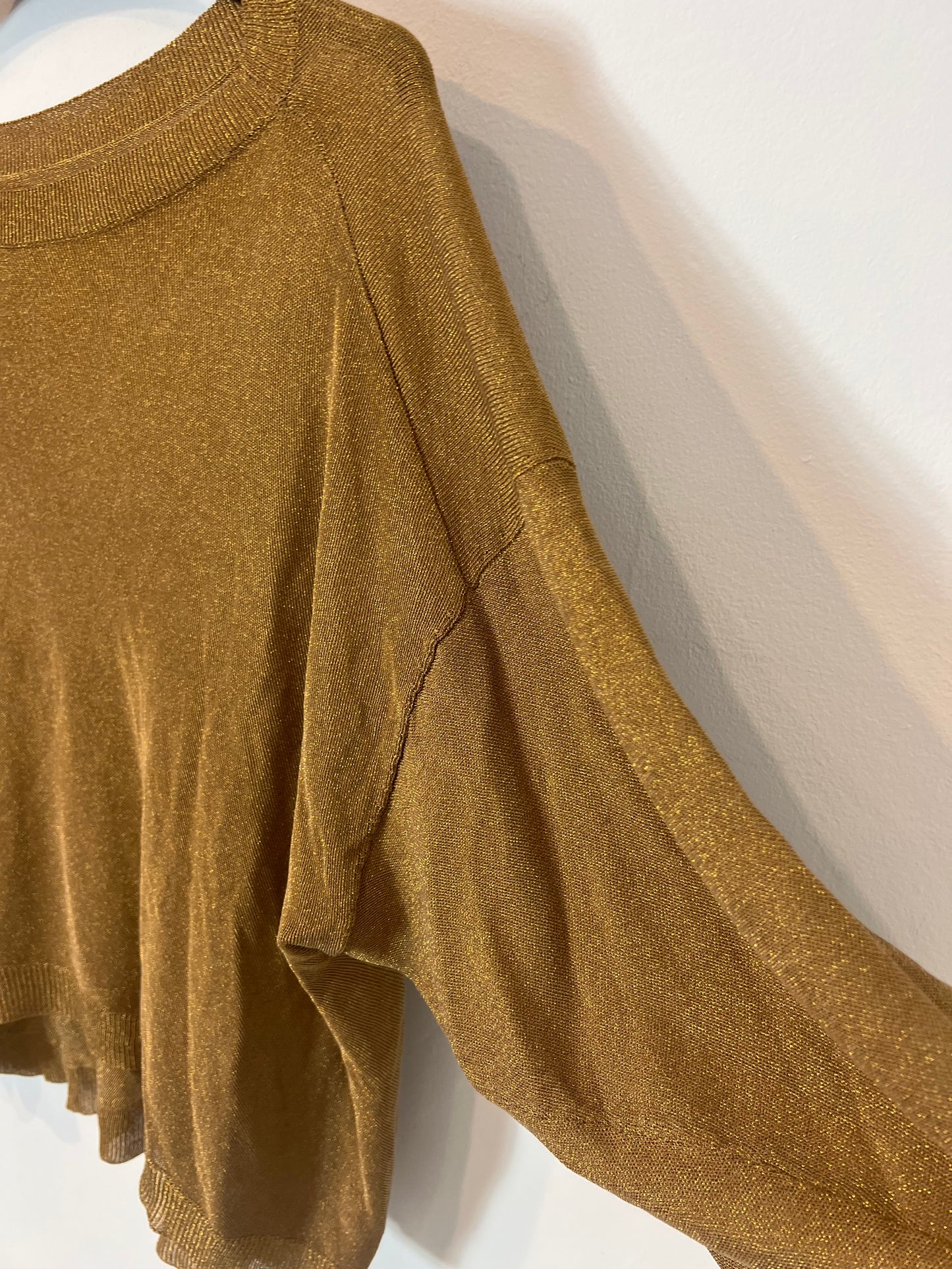 ZADIG&VOLTAIRE. Top dorado hilos brillo. T XS