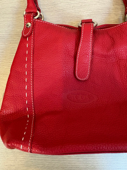TOD´S. Bolso de hombro rojo piel