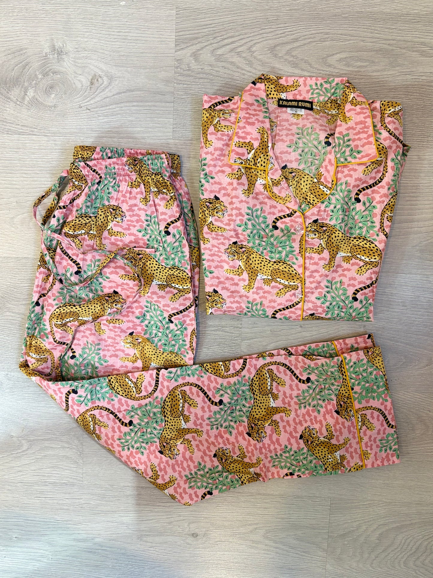 Conjunto algodón estampado tigre
