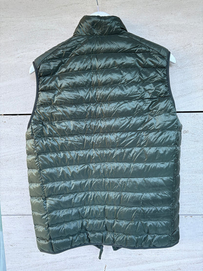 UNIQLO. Ultralight green down vest. TM