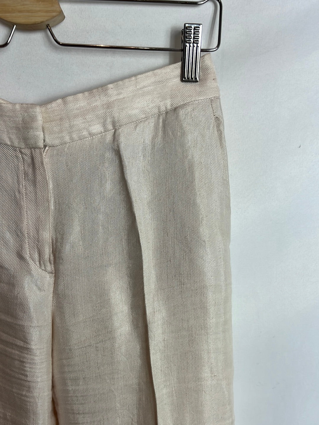MASSIMO DUTTI. Pantalón rosa de vestir T.36 (tara)