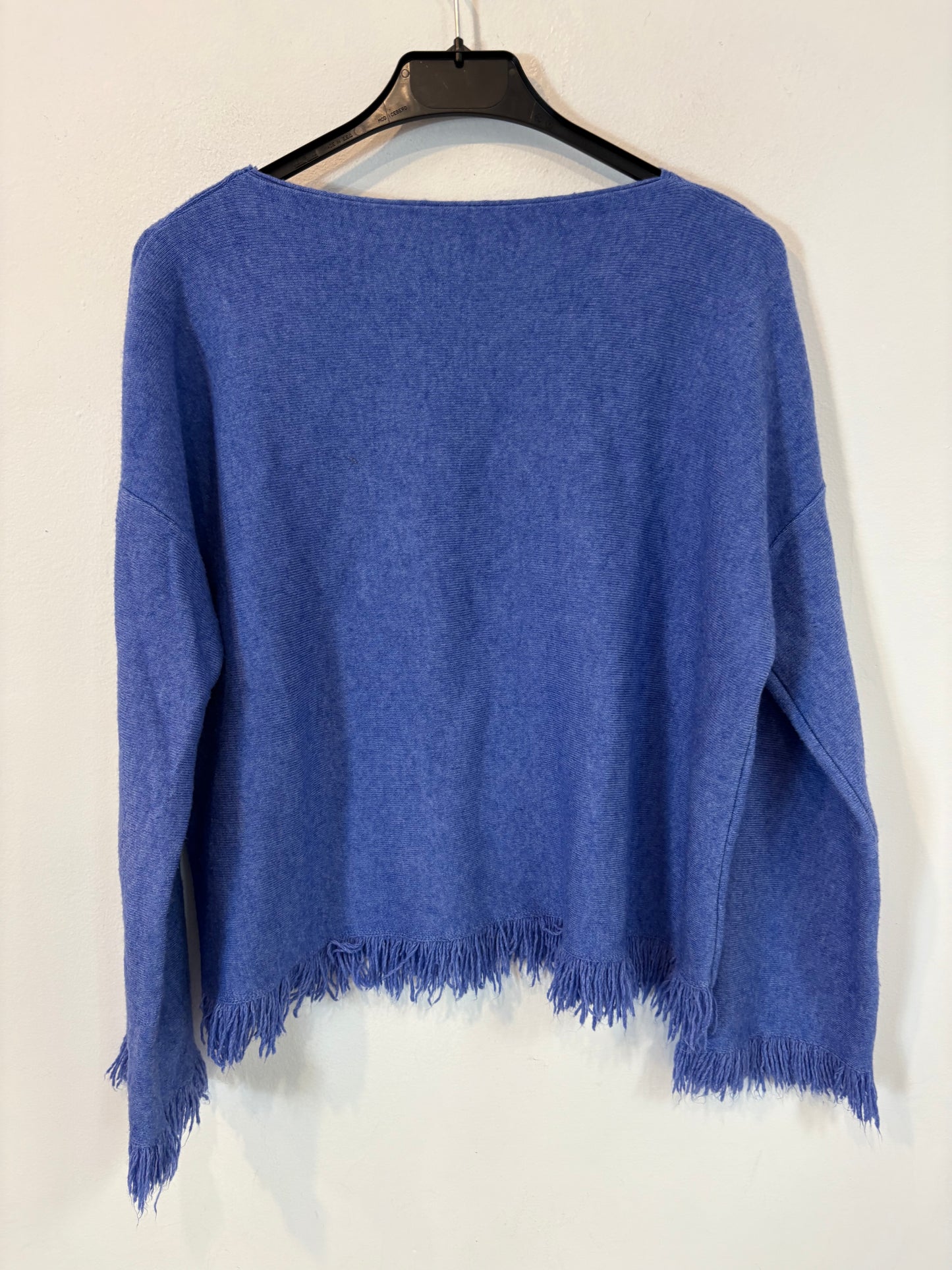 OTHERS. Heathered blue fringed sweater. TS/M