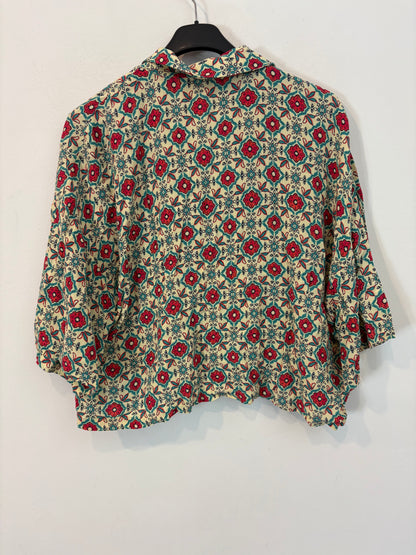 ZARA. Conjunto fluido estampado. T S