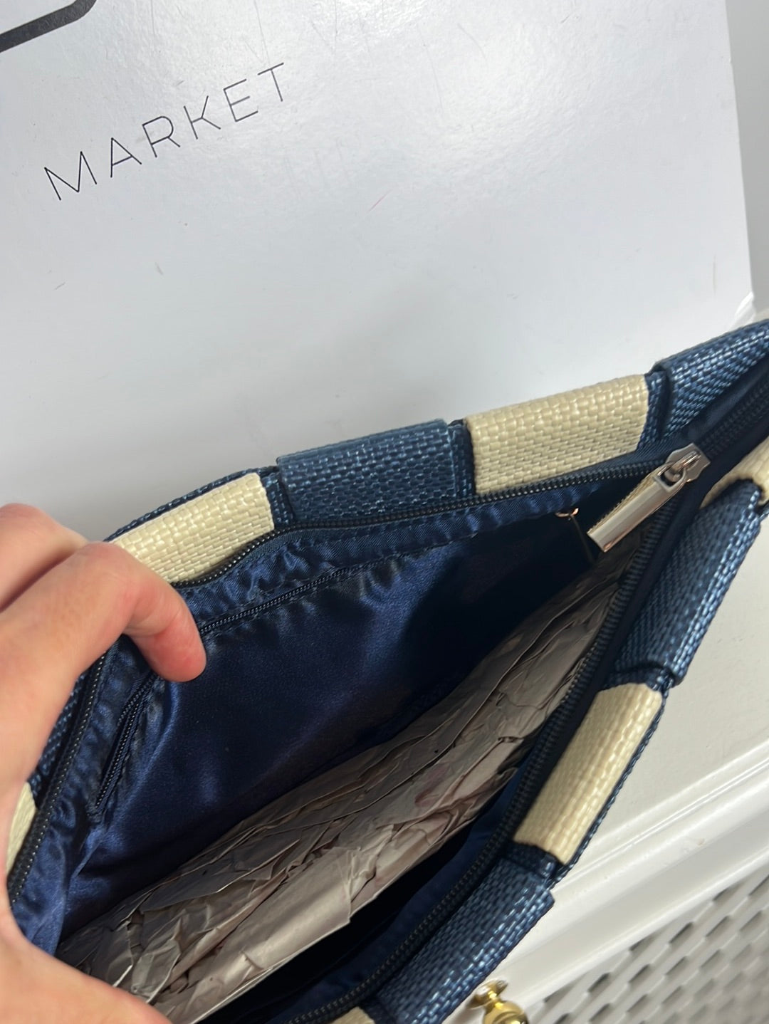 OTHERS. Two-tone handbag