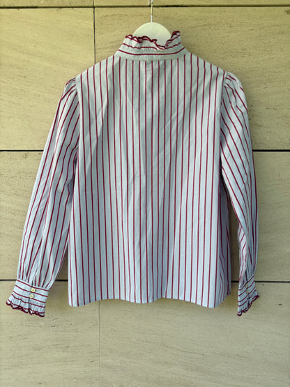 INTROPIA. Camisa raya detalle cuello