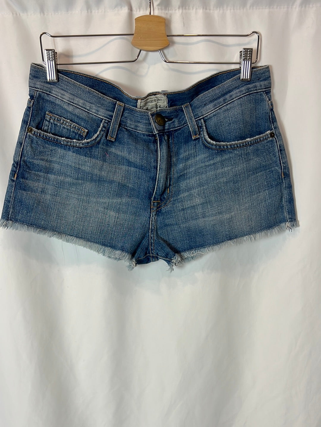 CURRENT ELLIOT. Fringed denim shorts. Size 27 (38)