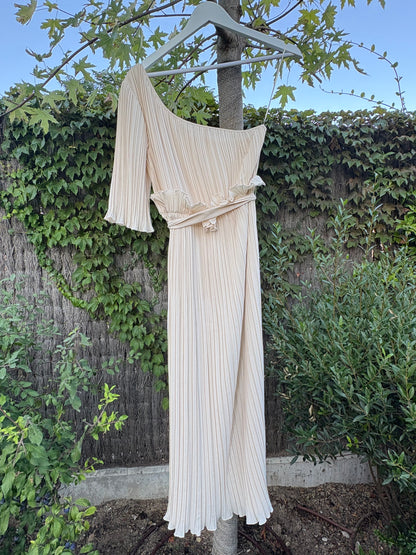 UTERQÜE. Vestido midi plisado. T S