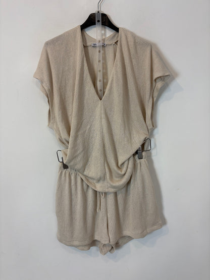 ZARA. Conjunto beige punto