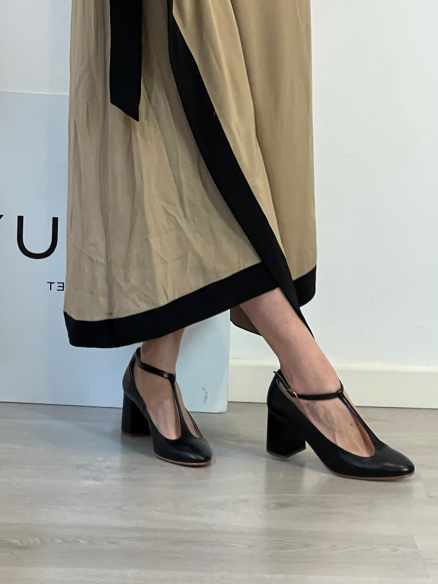 PATSY. Zapato Pía en negro. T 39