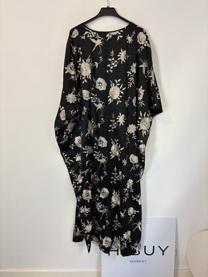 NATORI. Vestido largo bordados