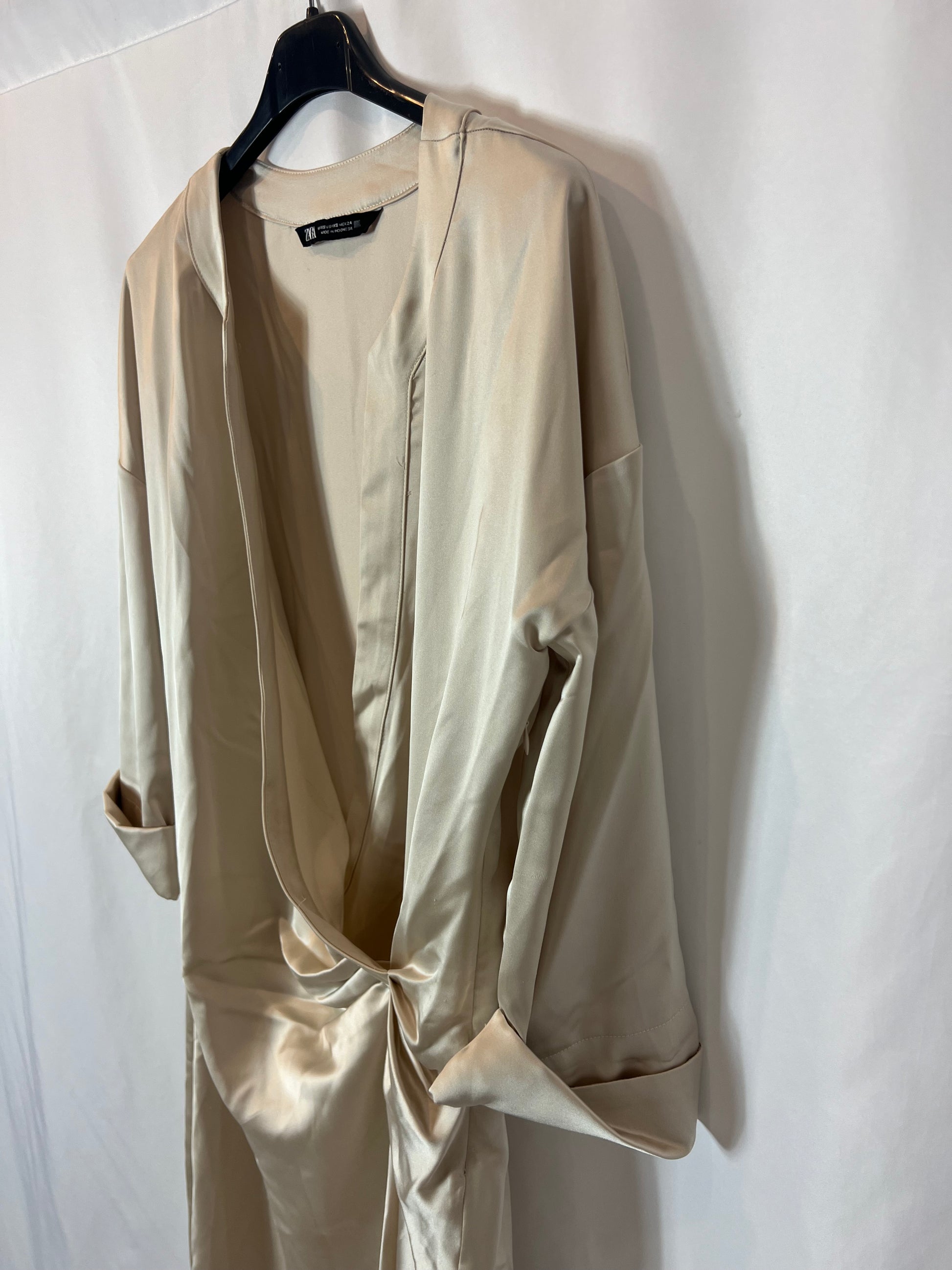 zara beige satin dress ZARA LEATHER EFFECT STRAPLESS DRESS REF. ECRU