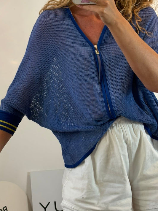HOTEL PARTICULIER. Chaqueta azul calada