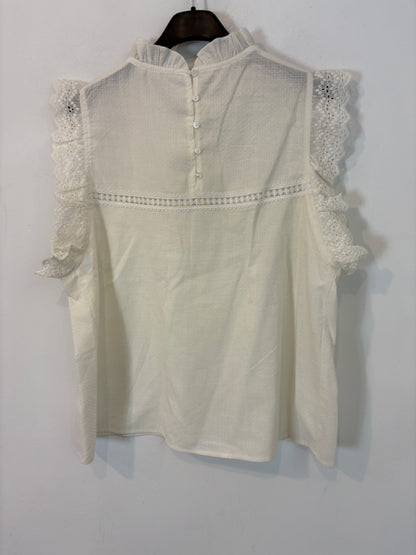 WHITE&amp;ONE. White cotton top. Size XS