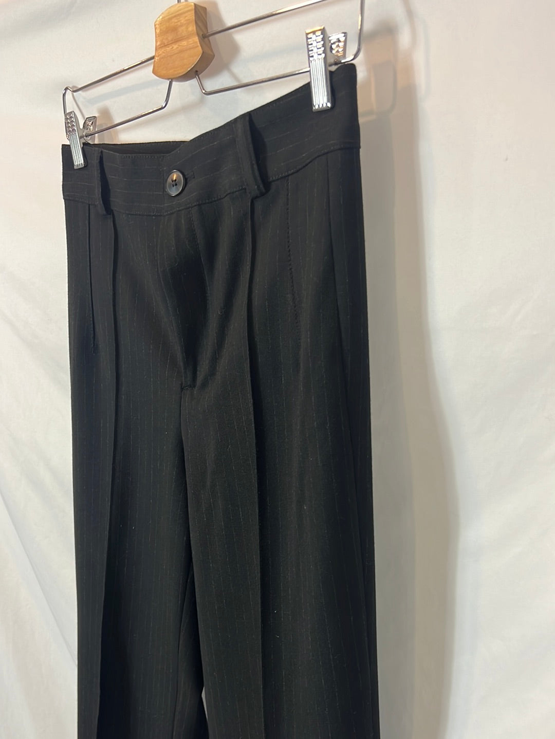 ZARA. Pantalón pinza rectos negros. T XS