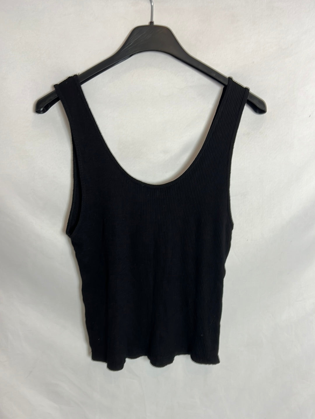 ZARA. Black ribbed top Tm