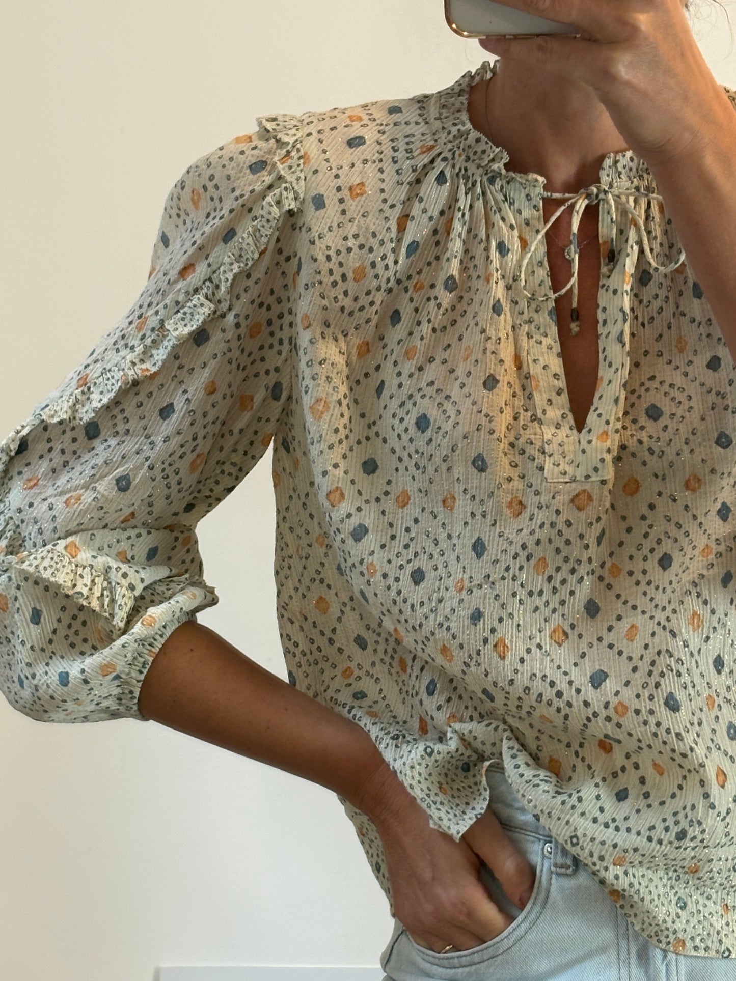 ULLA JOHNSON. Blusa estampada hilos brillo