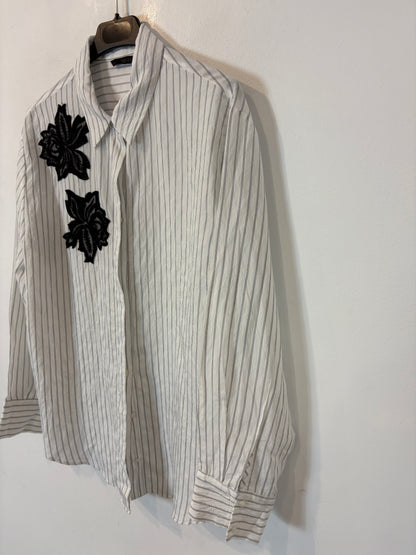 ZARA. camisa rayas flor encaje