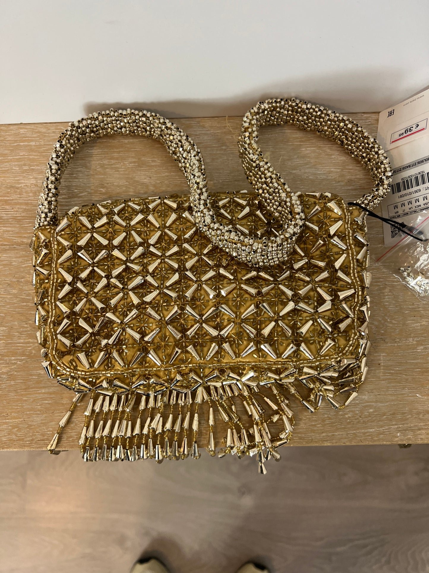 ZARA. Bolso mini abalorios dorados