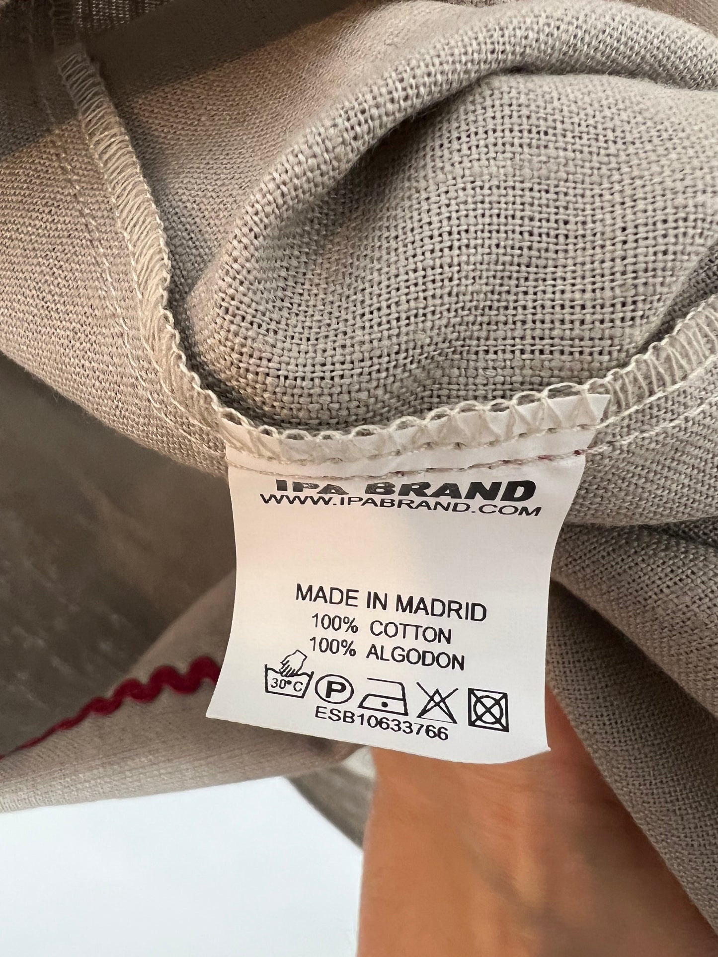 IPA BRAND. Falda beige ribetes T.xs