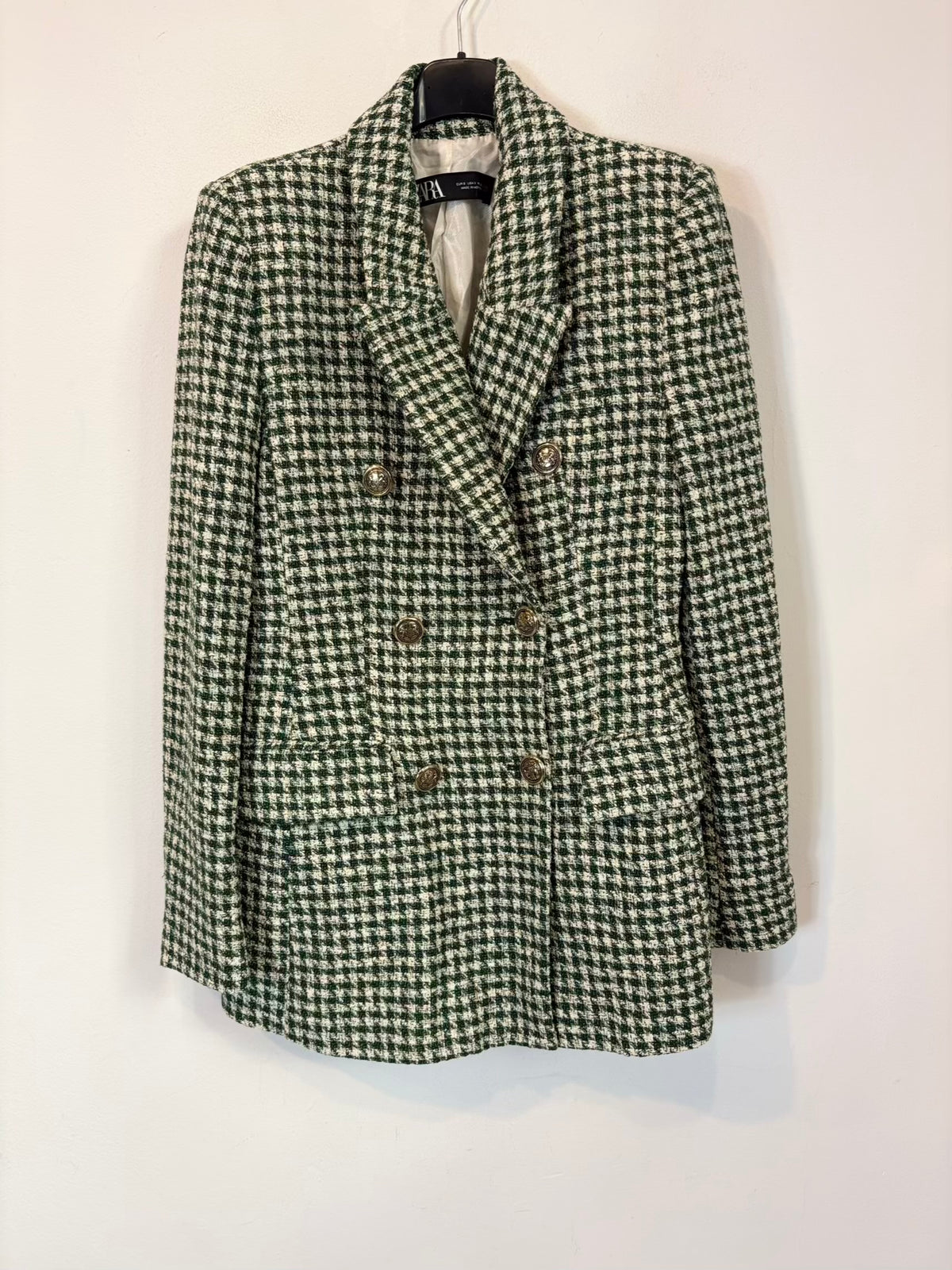 ZARA. Blazer textura tonos verdes