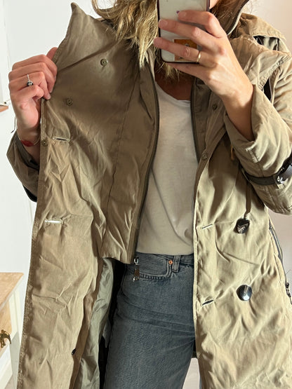 BDBA. Khaki beige quilted coat. T 40 (M)