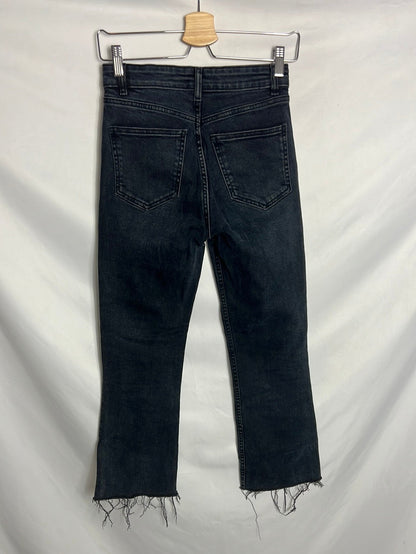 ZARA. Black distressed cropped denim trousers. Size 34