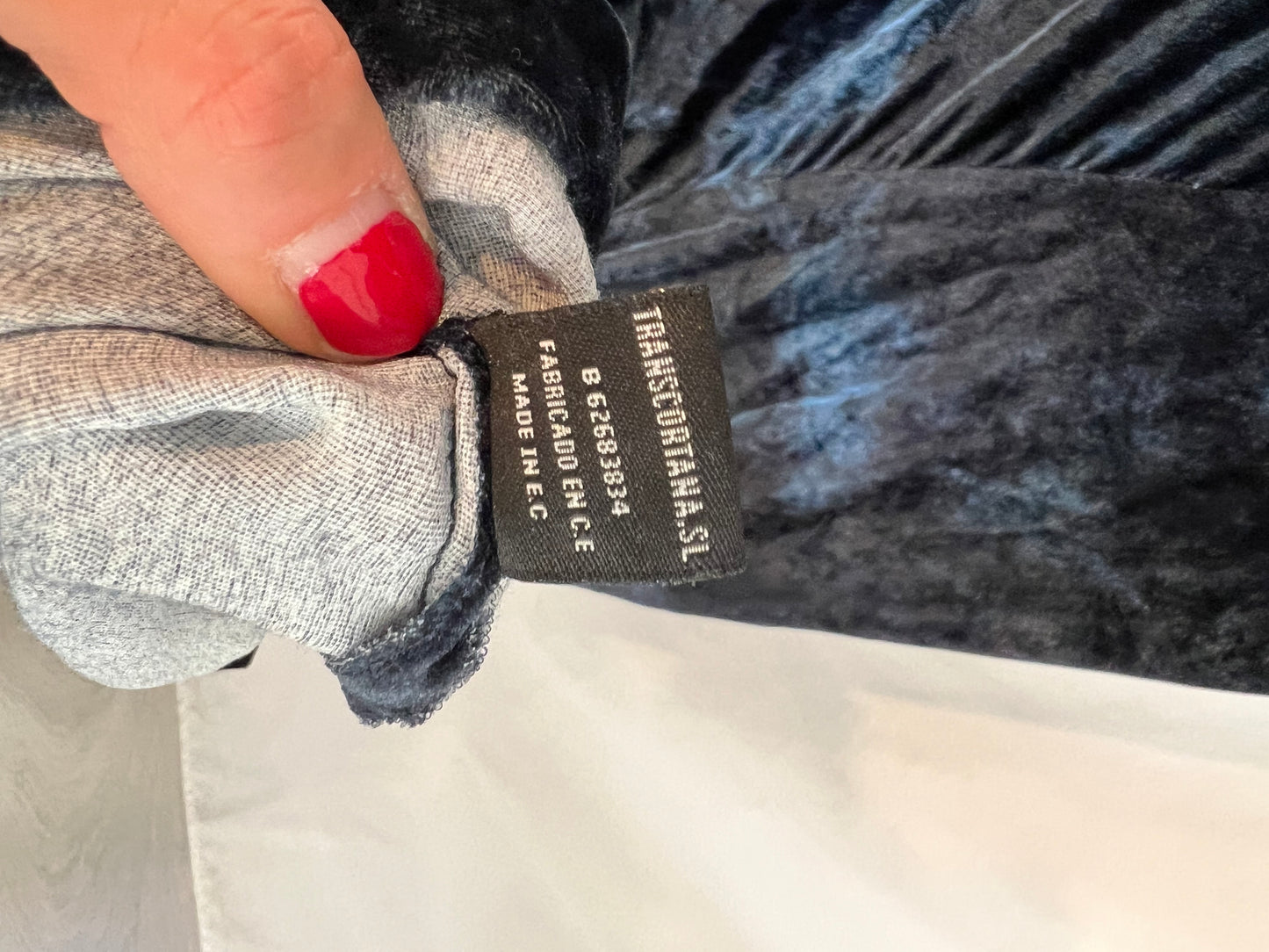 CORTANA. Long velvet dress size 38