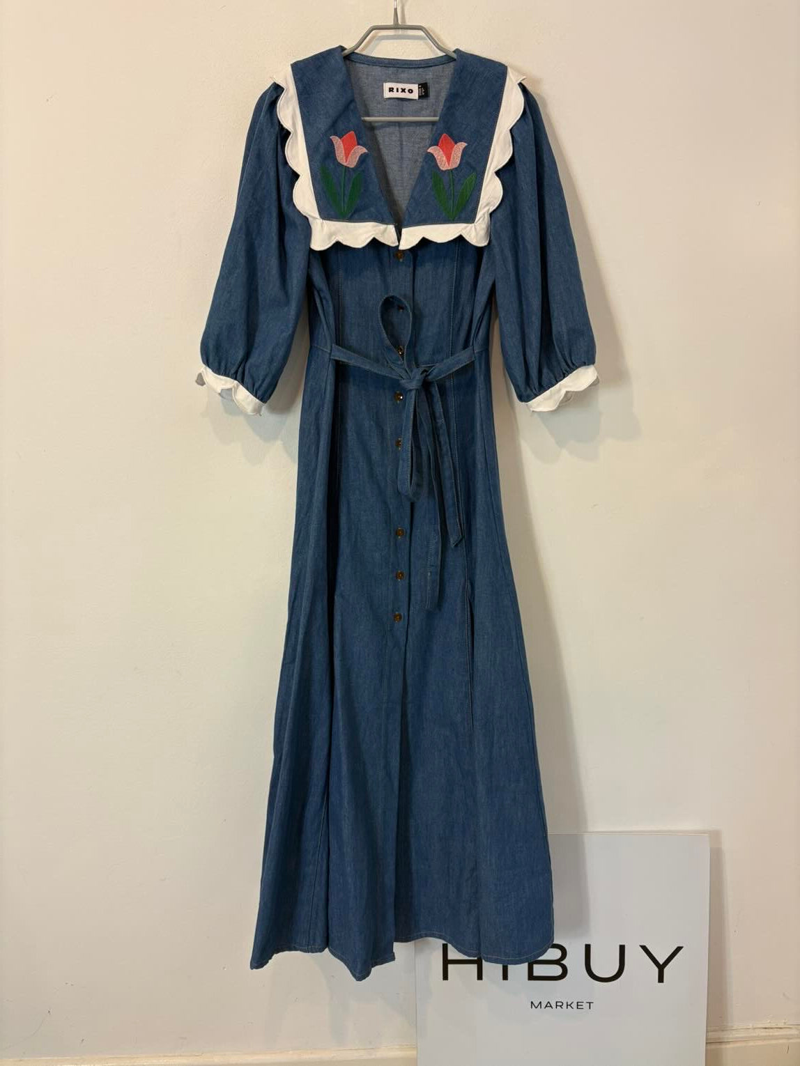 RIXO. Vestido largo denim fluido bordados
