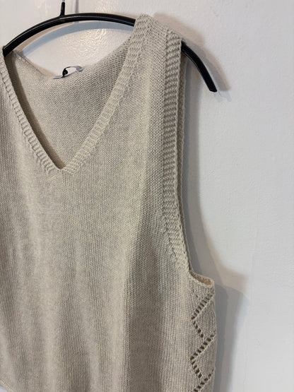 CHERRIES. Flowy purple top. Size XL