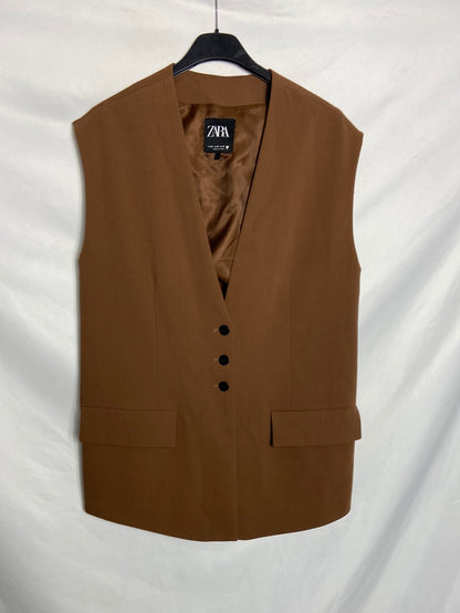 ZARA. Chaleco marrón botones T. XS