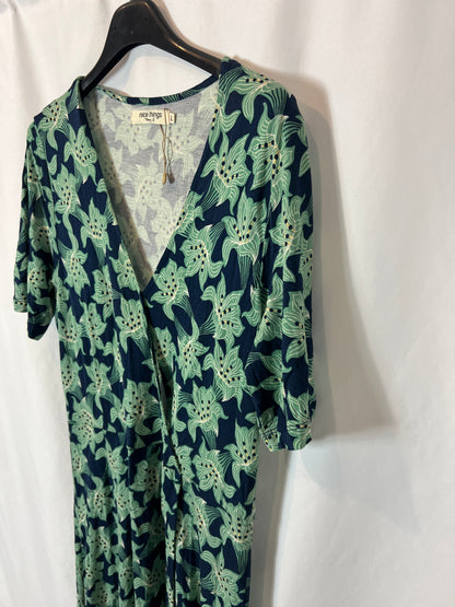 NICE THINGS. Flowy printed maxi dress. TL