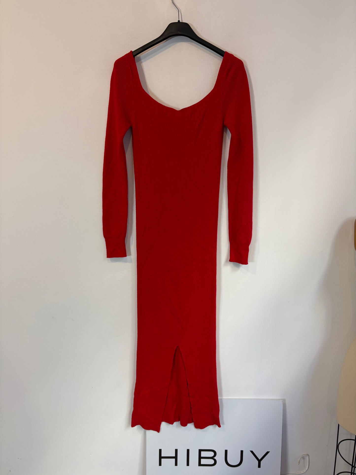 VEZAVENA. Vestido midi punto rojo