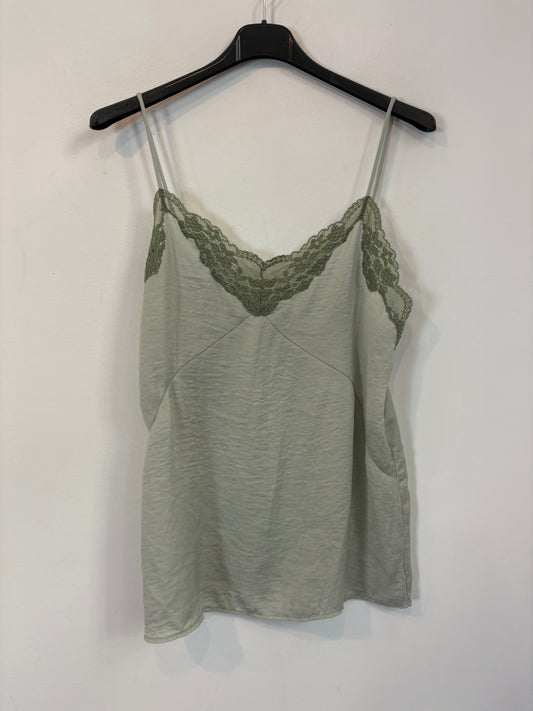 ZARA. Top lencero verde claro.T M