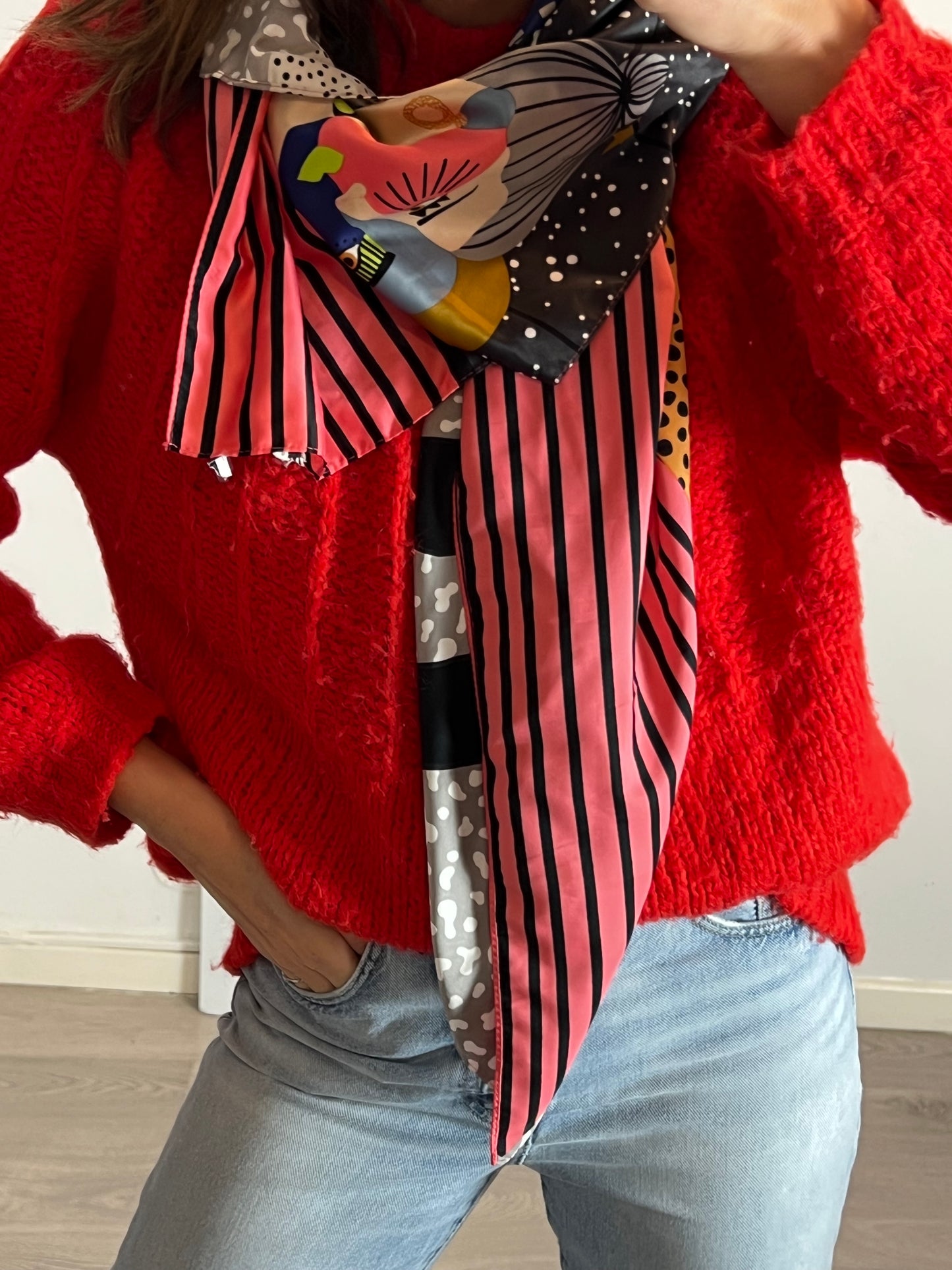 BIMBA Y LOLA. Pañuelo multiestampado