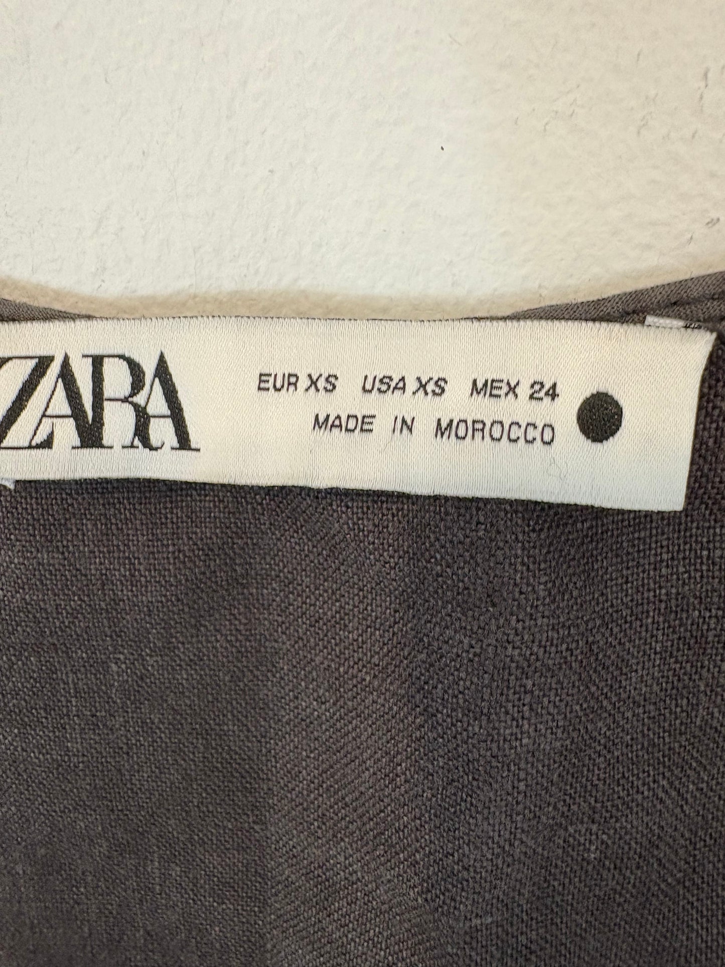 ZARA. Top gris lino. T XS