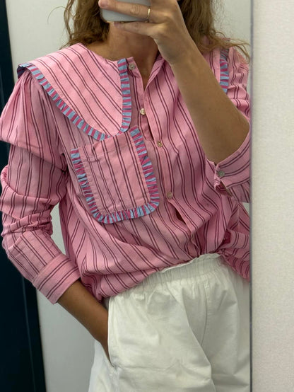 COOSY. Blusa rosa volantes mini