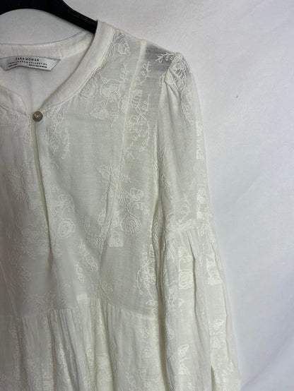 ZARA. Vestido blanco roto bordados. T XS(S)