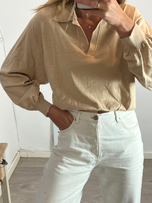 MANGO. Jersey beige polero. T M