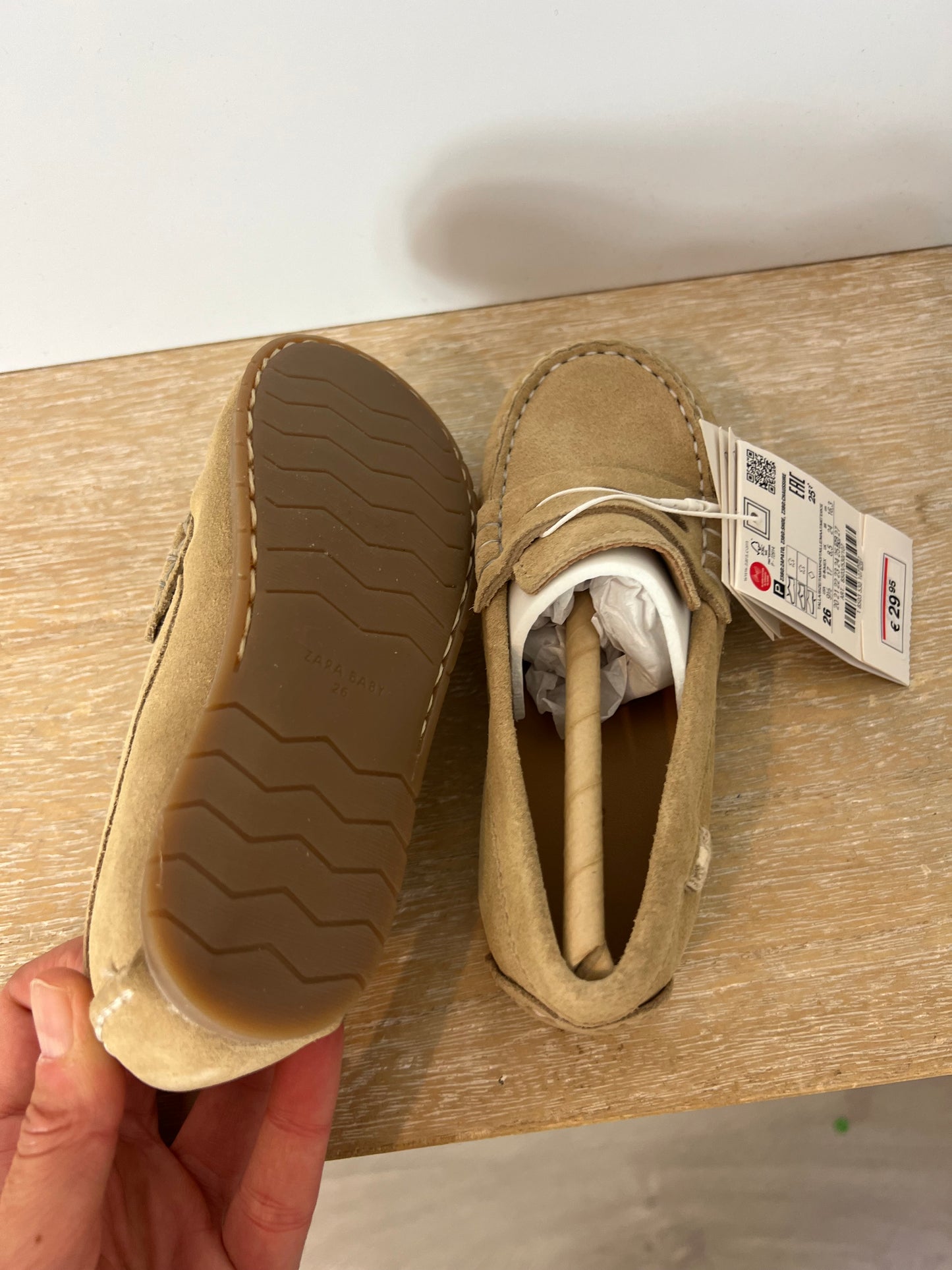 ZARA. Beige loafers. Size 26