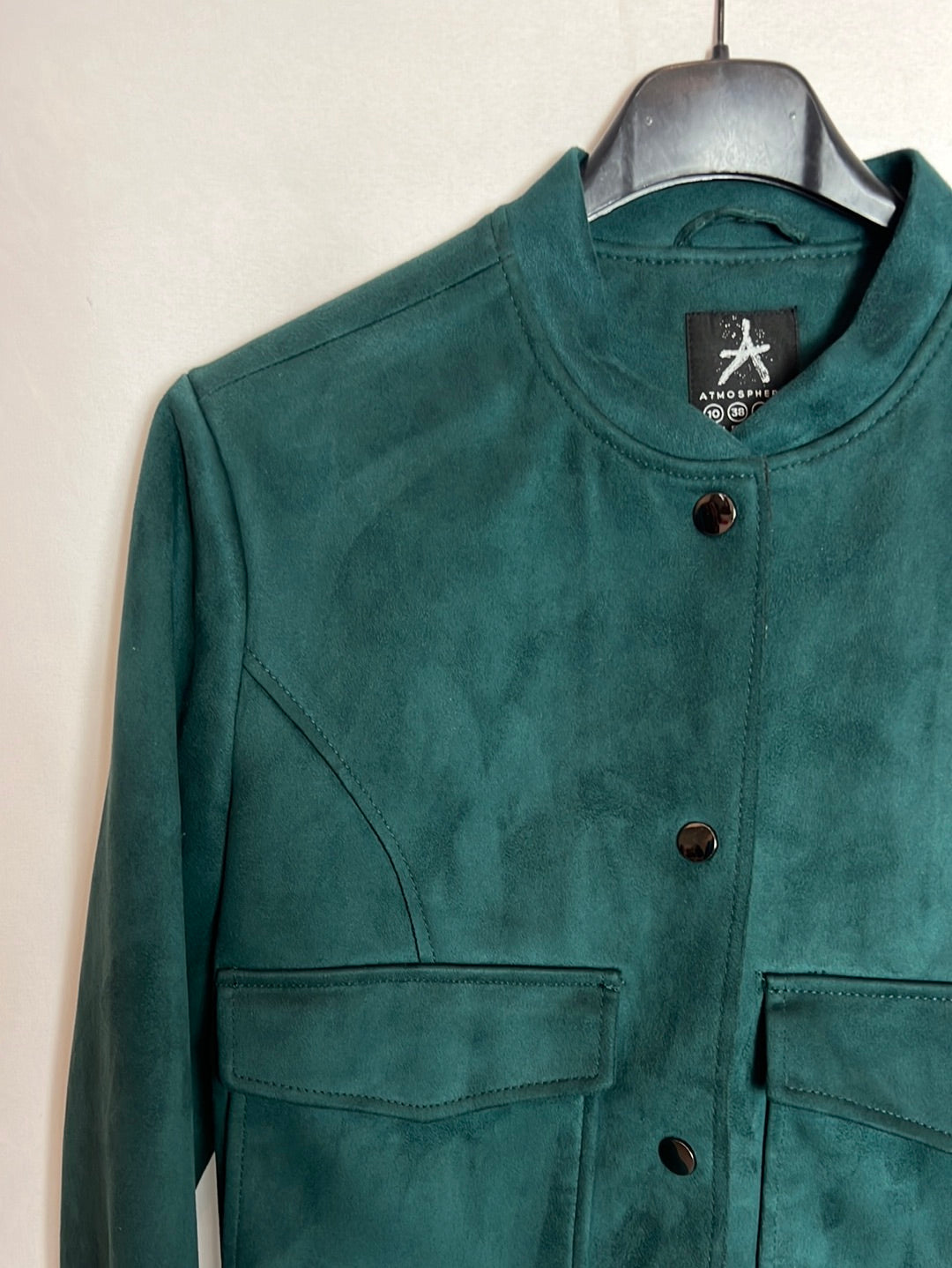 PRIMARK. Green faux leather jacket with pockets. Size 38