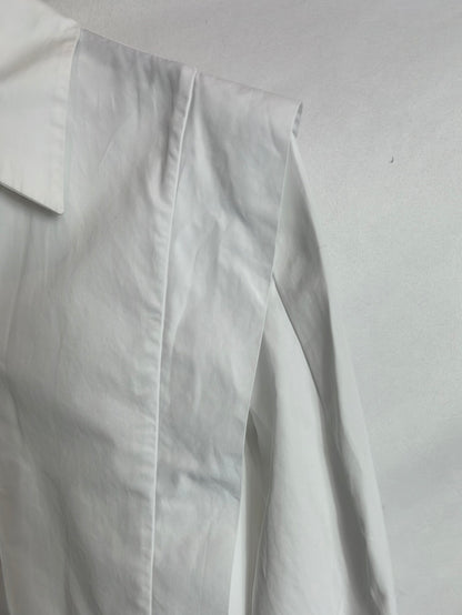 MASSIMO DUTTI. Camisa blanca detalle solapa. T 34