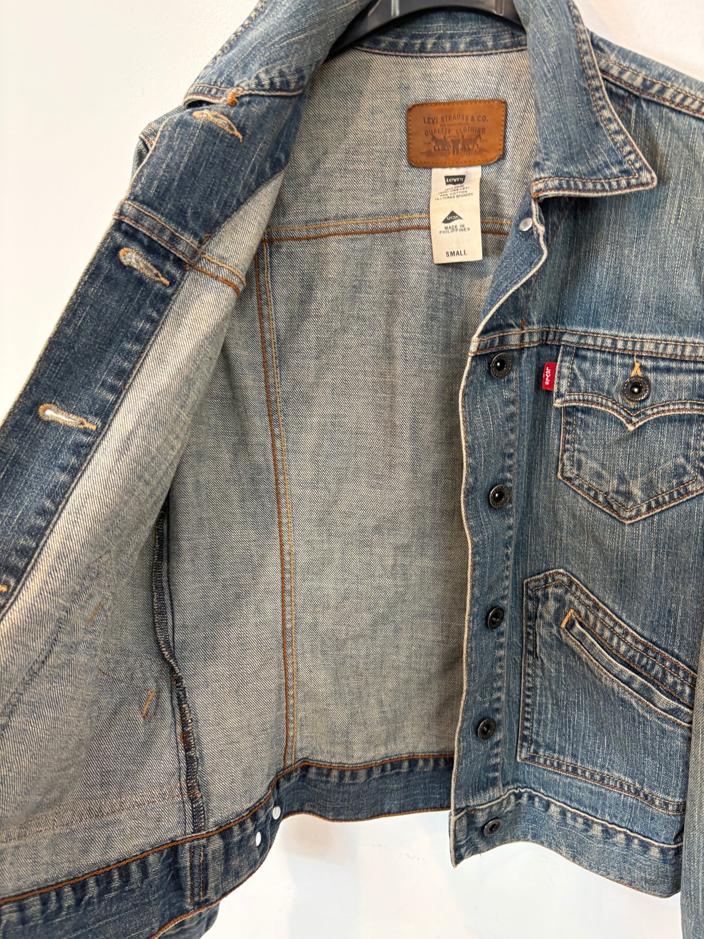 LEVI´S. Chaqueta denim bolsillos